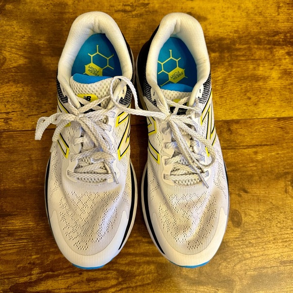 New Balance Fresh foam 680 V7 men’s size 8 - Picture 3 of 7